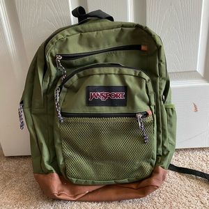 Jansport DISCONTINUED Huntington Backpack, Olive